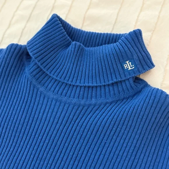 Lauren Ralph Lauren Women's Blue Ribbed Turtleneck Sweater Size SP - Picture 3 of 6